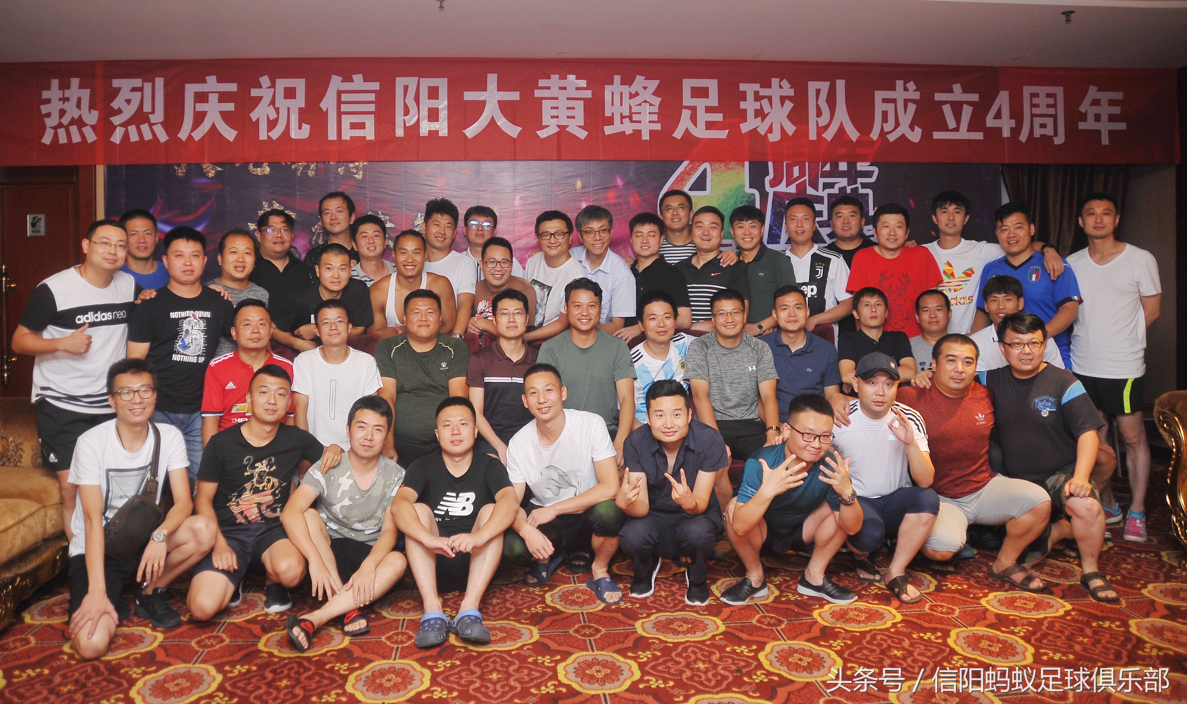 浉河区蚂蚁足球,信阳蚂蚁足球俱乐部假日足球赛