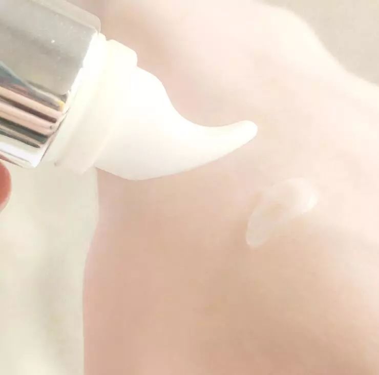 17岁学生党去黑眼圈眼袋眼霜平价,便宜超好用的六款眼霜