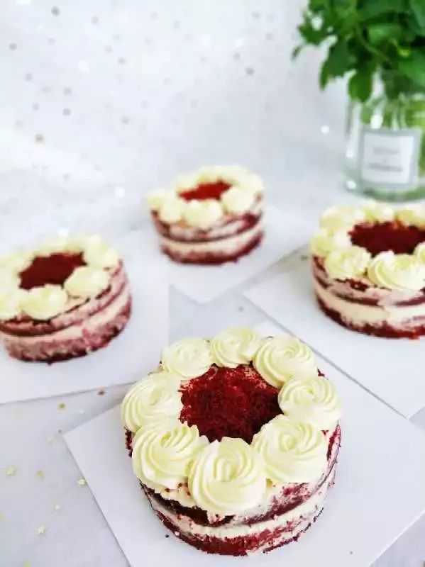 只有7天！斛擋巷嘉年华升级版来袭，百份GUCCI免费送，解锁你的逛吃技能！