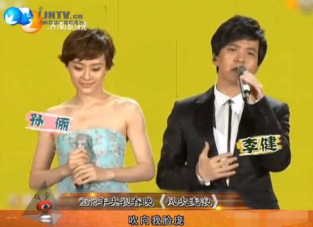 女歌手钟情音乐诗人演唱李健创作歌曲越唱越红