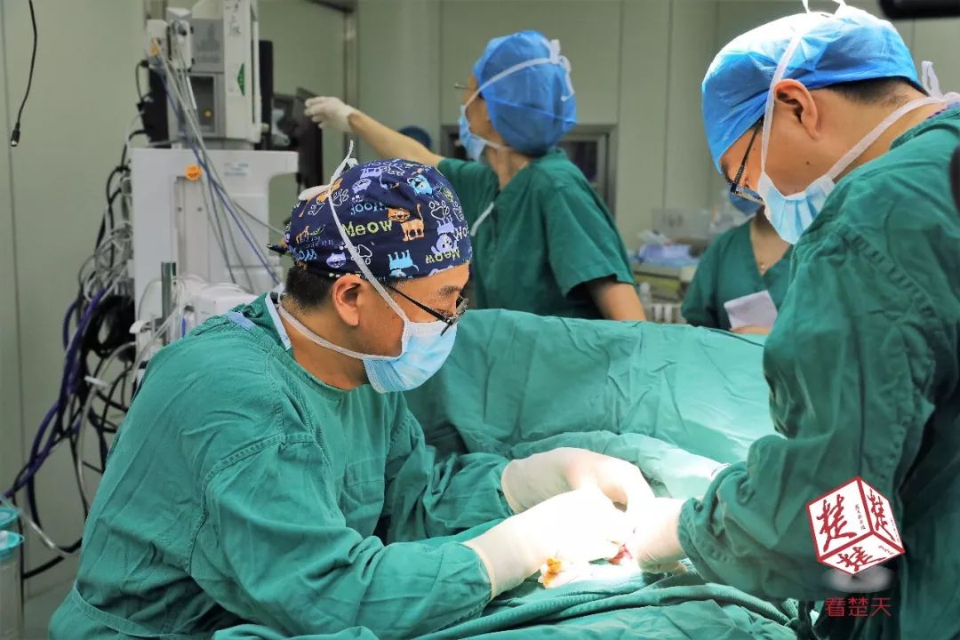 产检发现胎儿腹部包块,产检看到宝宝肚子上有个洞