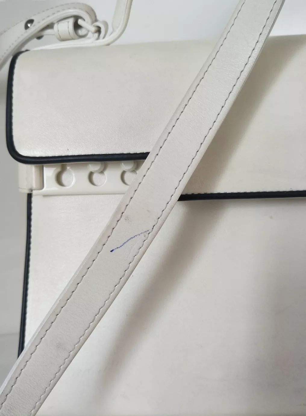 这些网络流传的包包护理方法,分分钟毁了你的大牌包包!