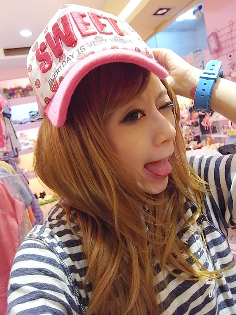 半扎马尾假发抓夹的正确戴法,一片假发片的正确戴法如何不分层