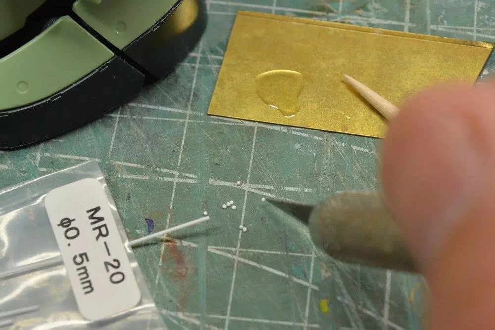 扎古模型拼装过程,高达模型旧化教程