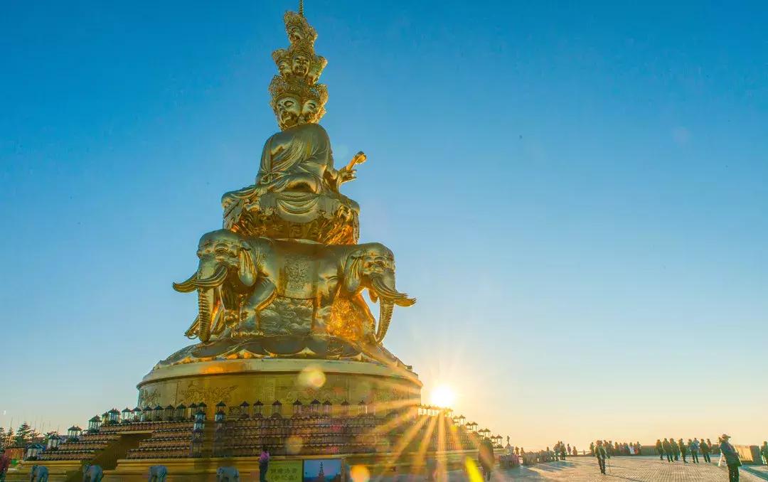 峨眉山国庆自驾旅游住宿攻略,国庆峨眉山旅游攻略及费用