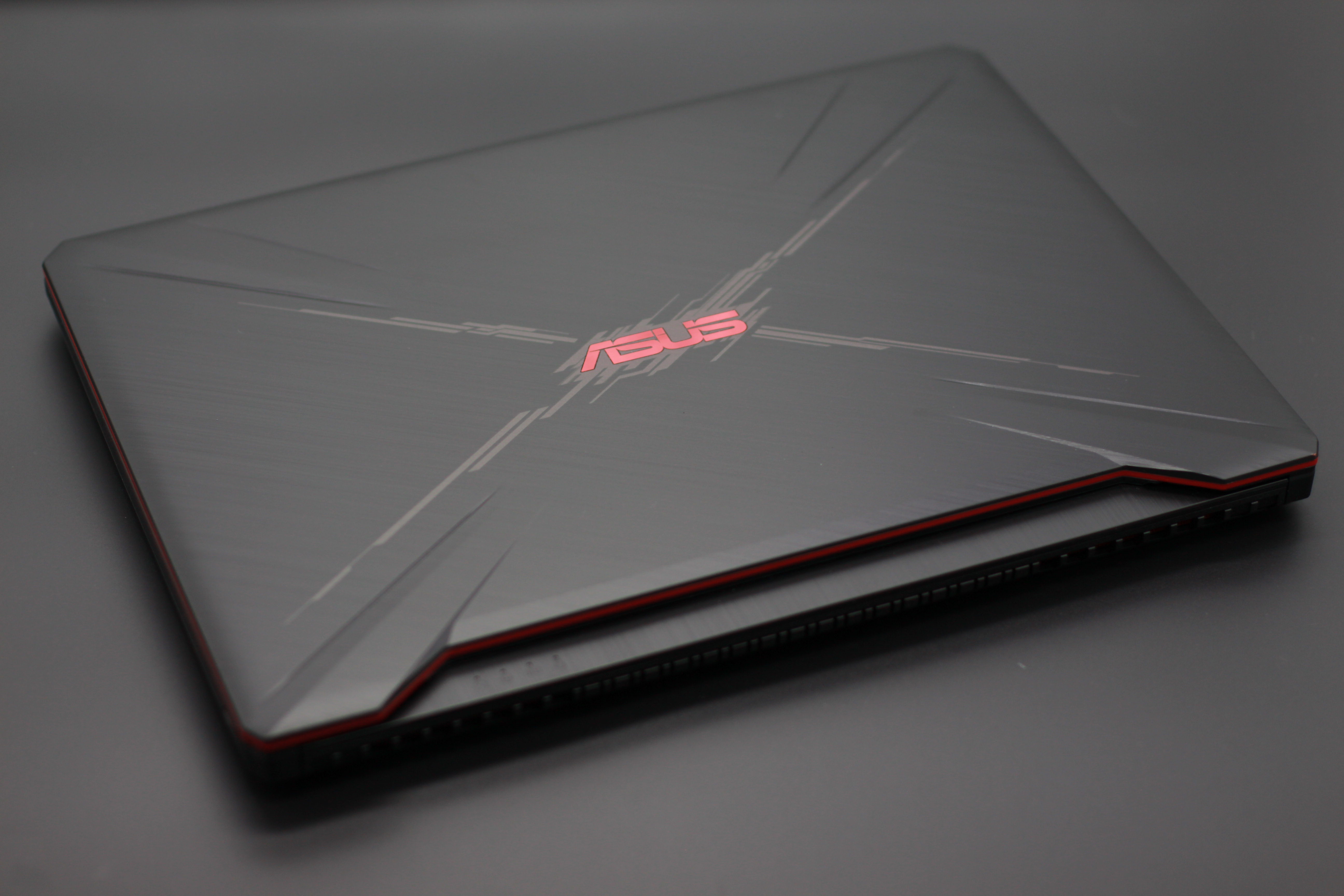 华硕飞行堡垒六电竞金属怎么样,华硕飞行堡垒6金属电竞版