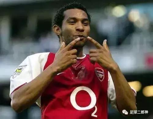 25岁闪耀英超赛场后却光速陨落,英超十大奇迹般陨落的球员