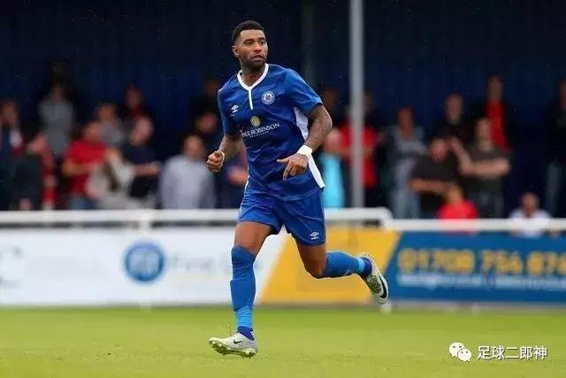 25岁闪耀英超赛场后却光速陨落,英超十大奇迹般陨落的球员