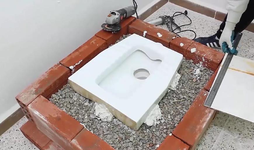 卫生间蹲坑地面抬高20公分装修,卫生间蹲坑要抬高怎么处理比较好