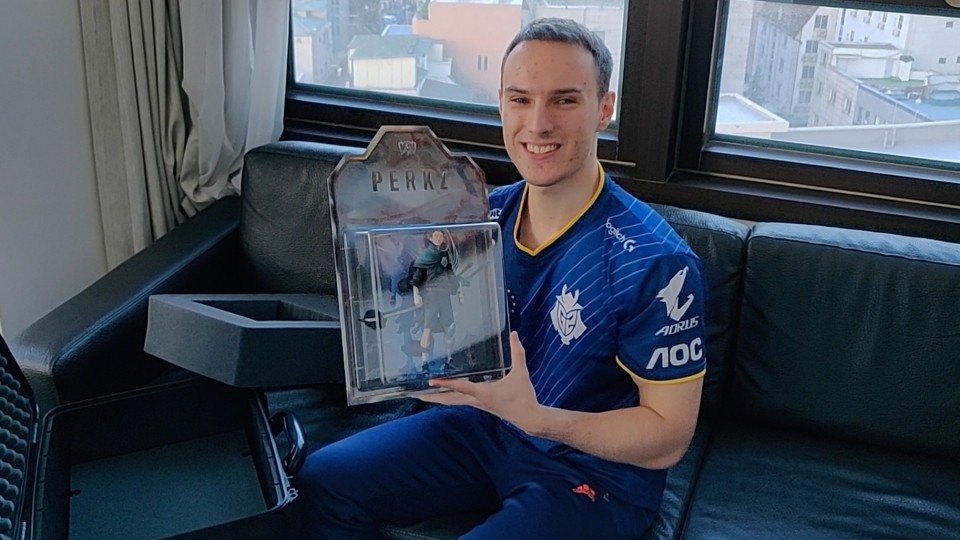 uzi鐪媣n鎵嬪姙,uzi鐨剉n鎵嬪姙