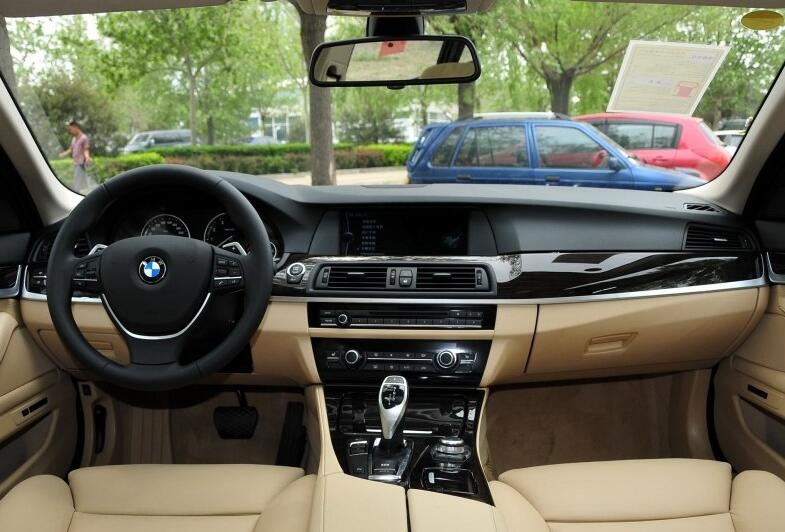 12年的5系还值多少钱,12年5系和12年a6怎么选