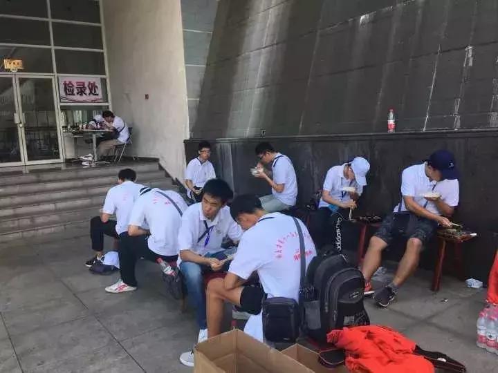 大运感动瞬间,大运会感人事迹