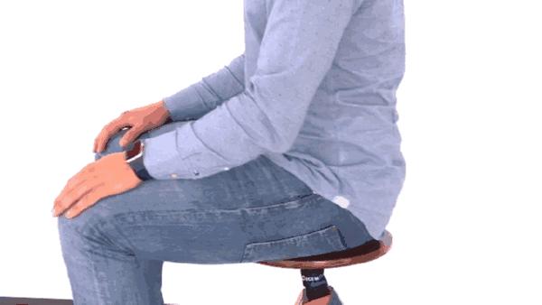 每个男人背后都会有一个小宝贝,每个男人都有自己的软肋