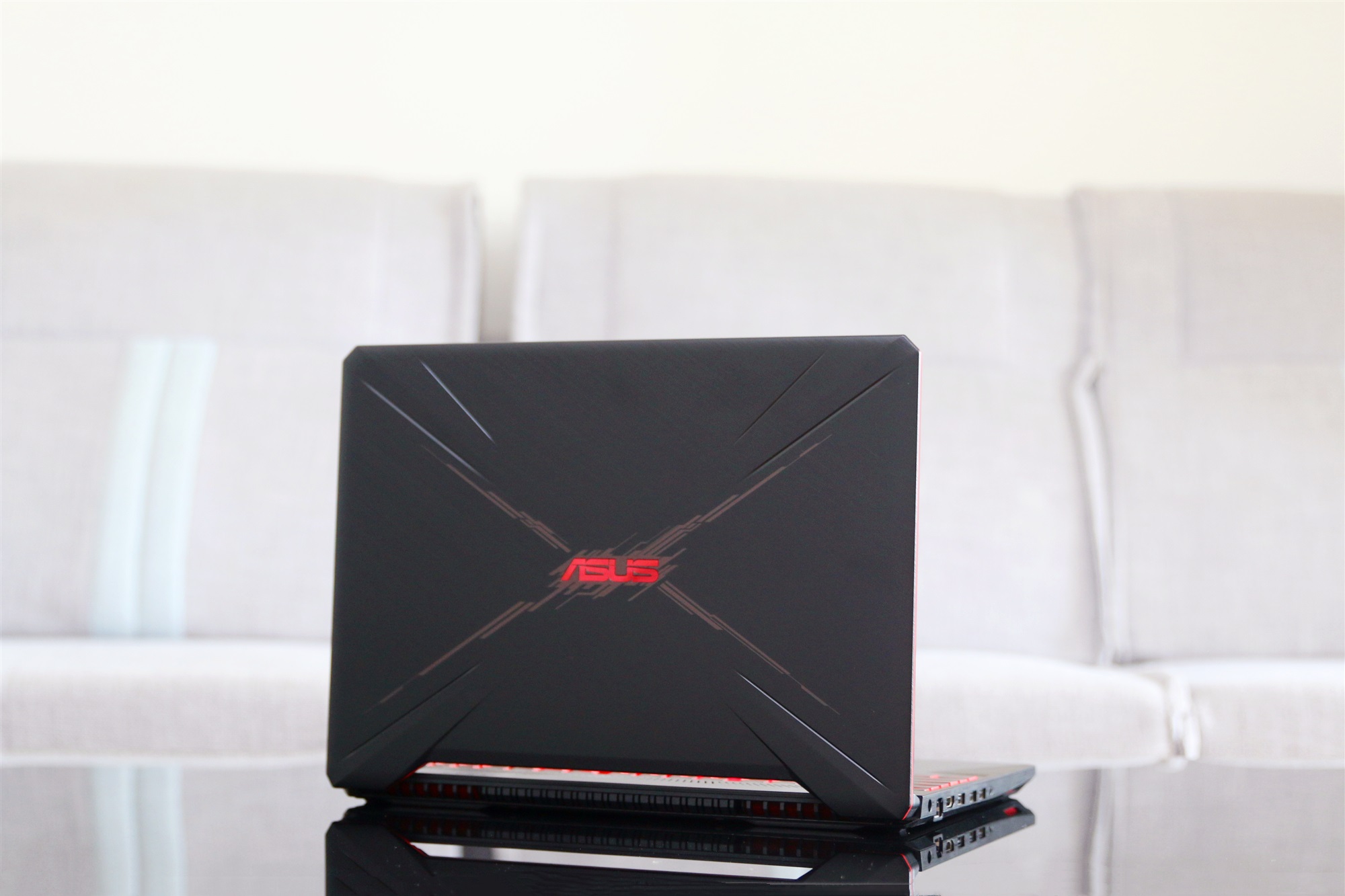 华硕飞行堡垒6plus,华硕飞行堡垒6能加固态吗