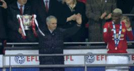 博格巴曼联的困境,博格巴带领曼联重返巅峰