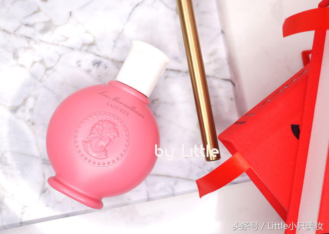 泛红痒敏感出油长痘推荐护肤项目,干燥起皮泛红护肤品