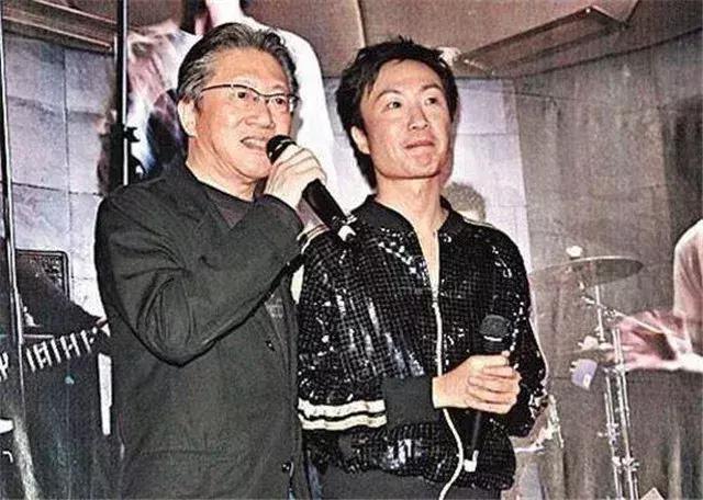 他们不仅是香港知名歌手，而且还是星二代，父母来头都不小