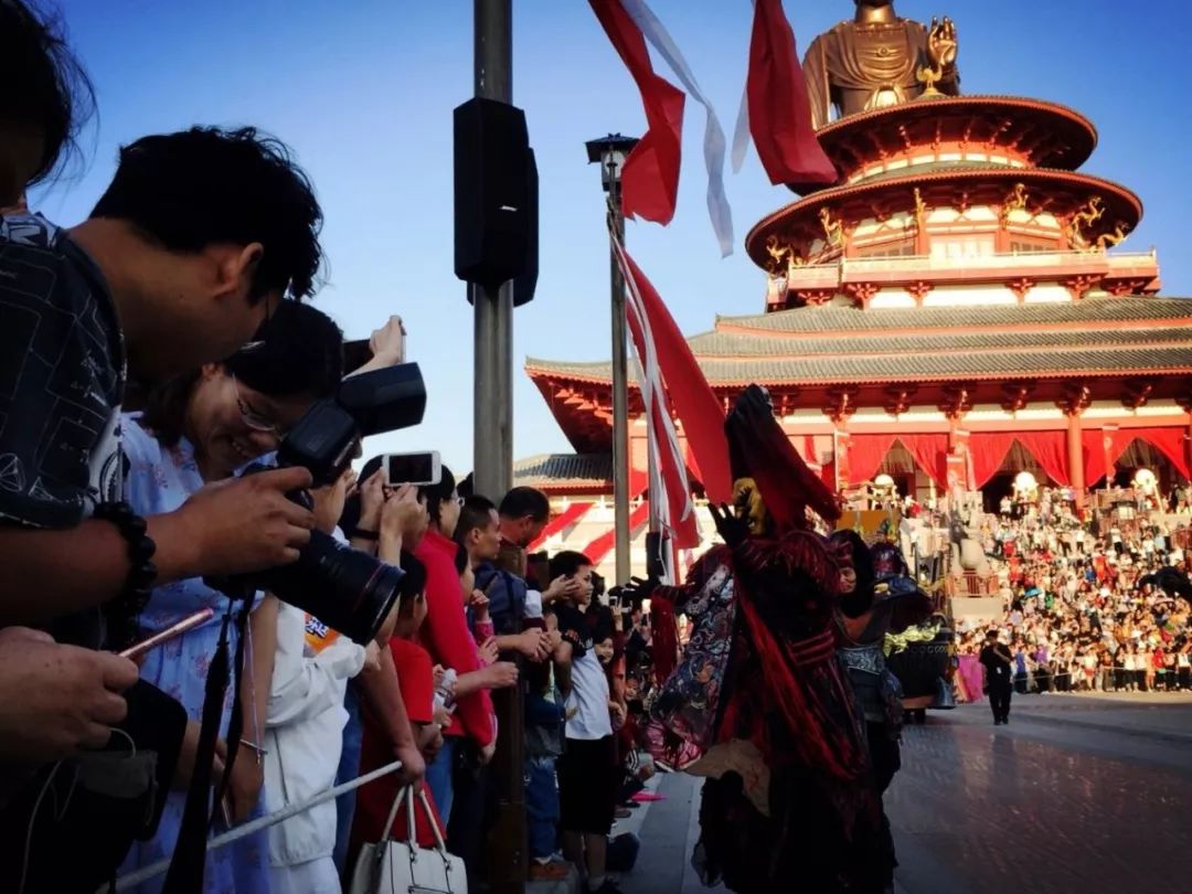 一天三万人涌入！园区这个地方太火了！
