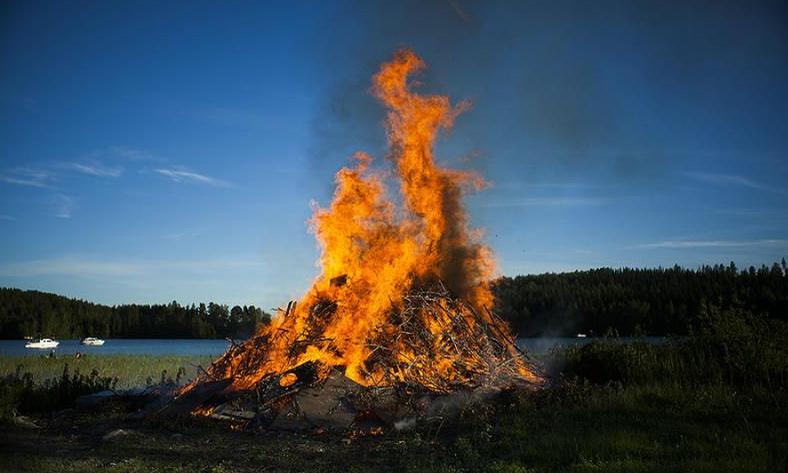 山区迷路怎么办？这些招式关键时刻能救急！