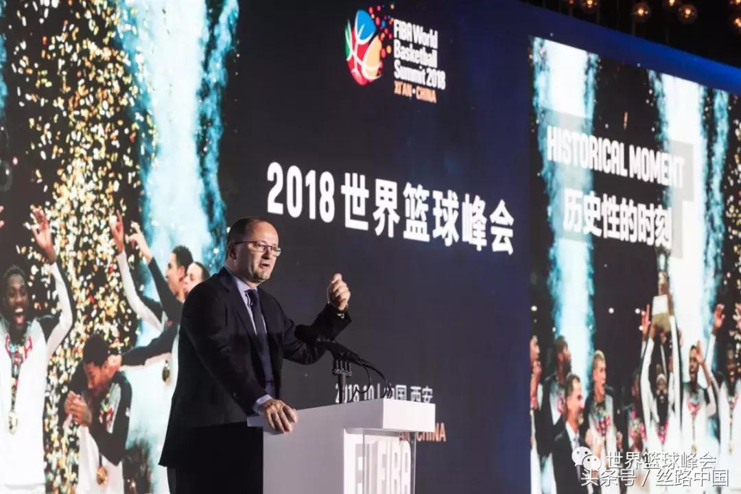 篮球三巨头比赛,篮球三巨头对快船