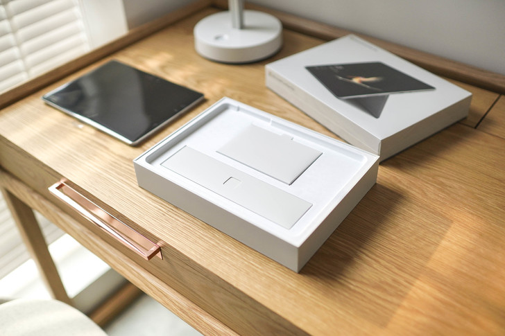 备机的首选，微软MicrosoftSurfaceGo开箱