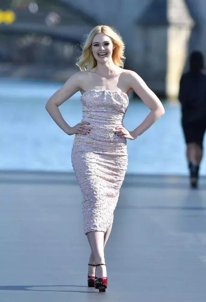 什么样的美萝莉，能让整个好莱坞等她长大？