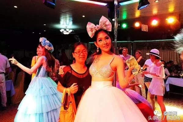 泰国人妖,究竟是怎么来的?