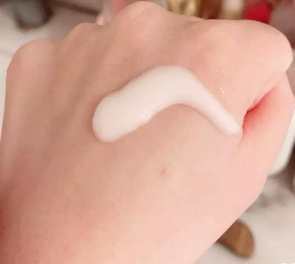 用了好几套的水乳,用过最好用的水乳干皮