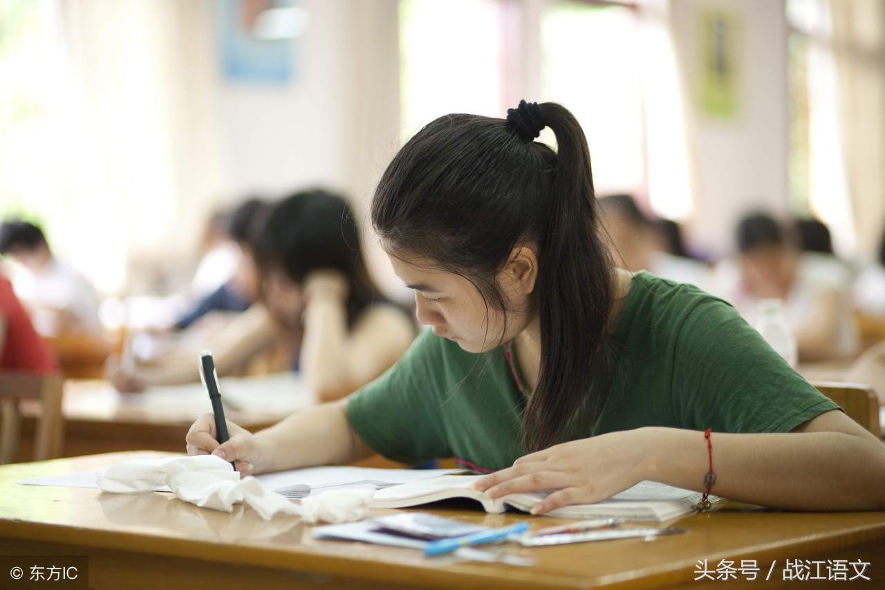 二年级上册语文八单元试卷有答案,部编八年级上册语文第二单元试卷