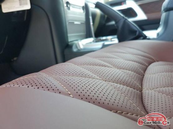 16款丰田酷路泽5700中东版,丰田酷路泽2020款5700越野实测