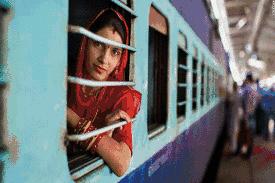 她搜集500个女神，组成世界美女地图，其中没有一张是网红脸