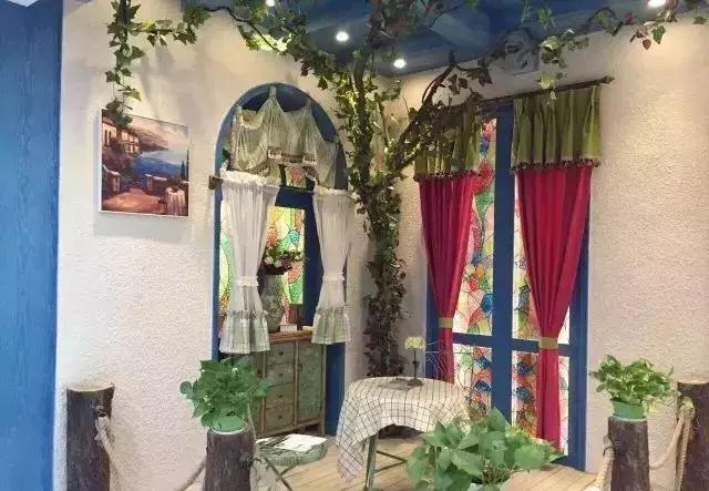 半圆弧窗幔窗帘效果图,别墅窗纱幔头效果图