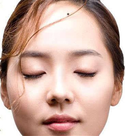 女人10处有痣是富贵痣举例,女人这几处有痣是富贵痣