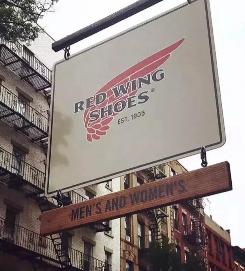 为铁矿工人定制的红翼工装靴，真正脚感如何？