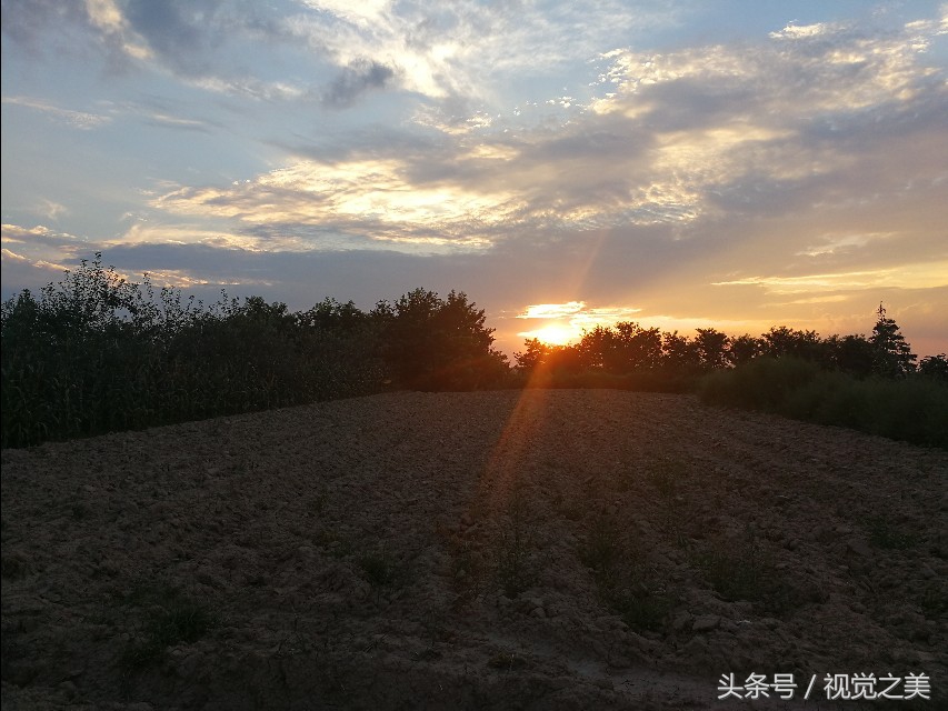 金秋最美的家园,金秋农家院