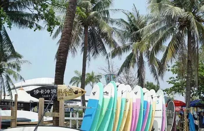 海南万宁日月湾冲浪攻略,海南日月湾冲浪