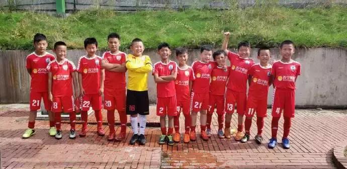 伊布和中国球员,中国伊布新疆