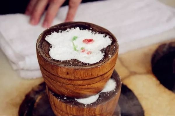 古镇旅游美食推荐,去古镇吃好吃的