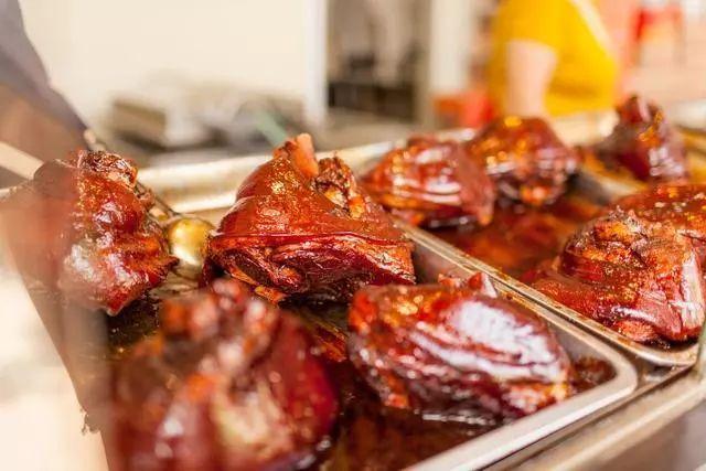 古镇旅游美食推荐,去古镇吃好吃的