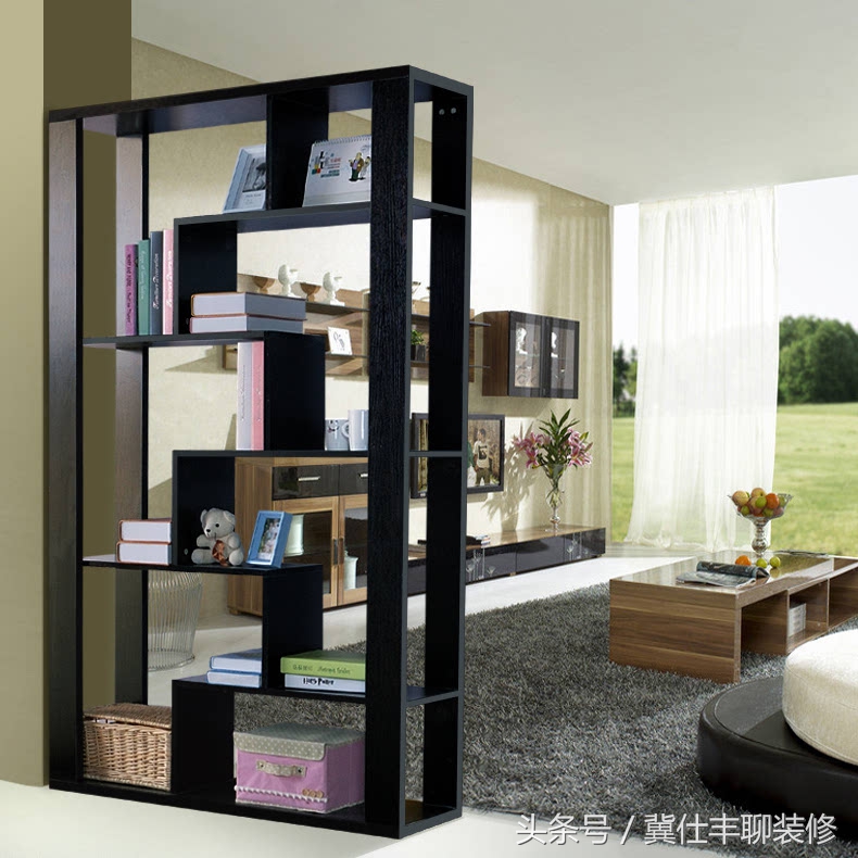 不要再砌墙了巧用隔断营造大空间,半墙隔断跟满墙隔断效果