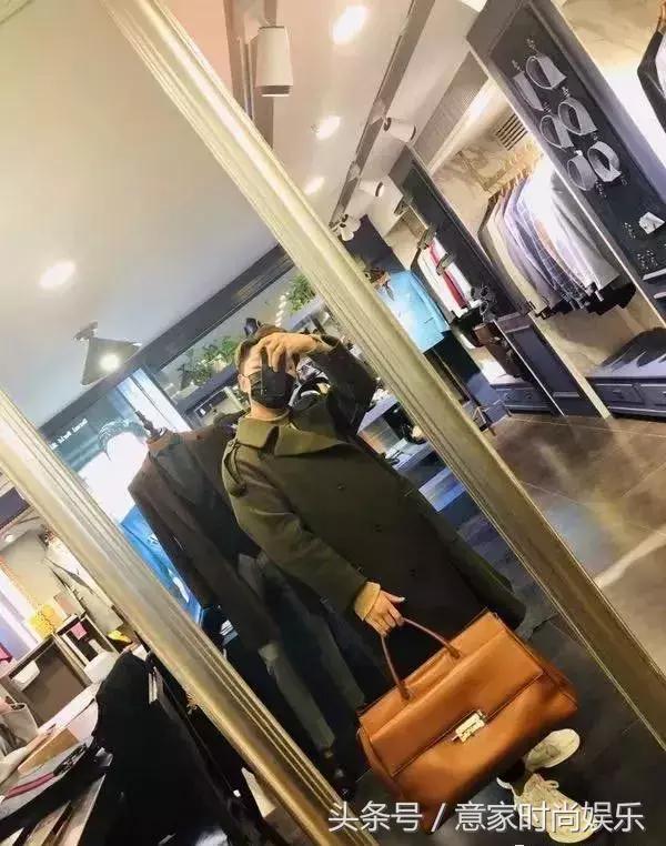 采访别人一身衣服多少钱,采访男生一身穿搭几十万