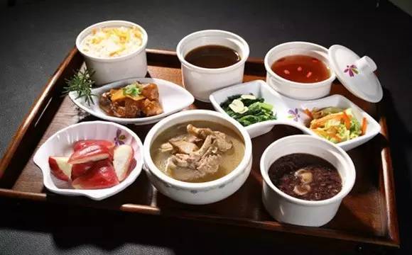 剖腹产后如何排气啊,剖腹产排气后能吃香蕉吗