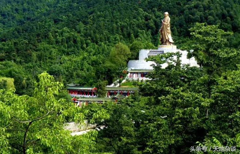 天地大美而不言四时明法而不议,天地大美而不言
