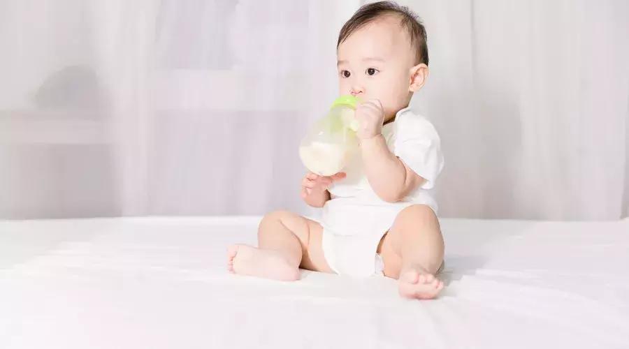 宝宝缺钙的危害和合理补钙的方法,宝宝缺钙宝妈如何正确补钙