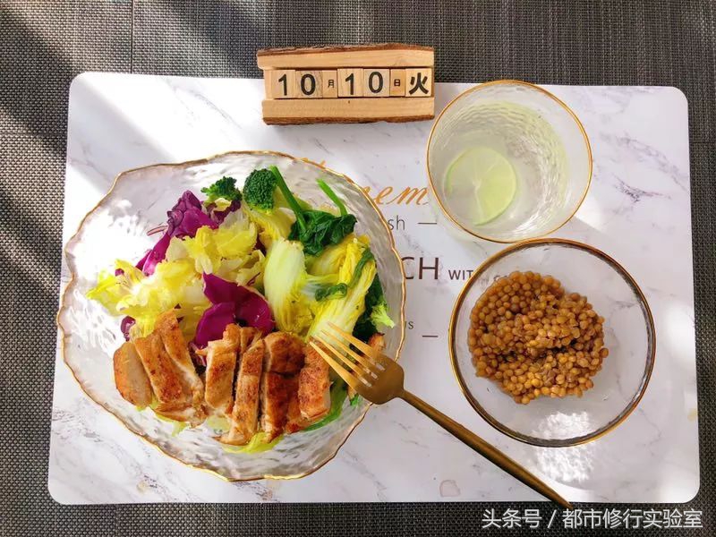 减肥会掉头发是什么原因,减肥期间掉头发掉得厉害怎么办