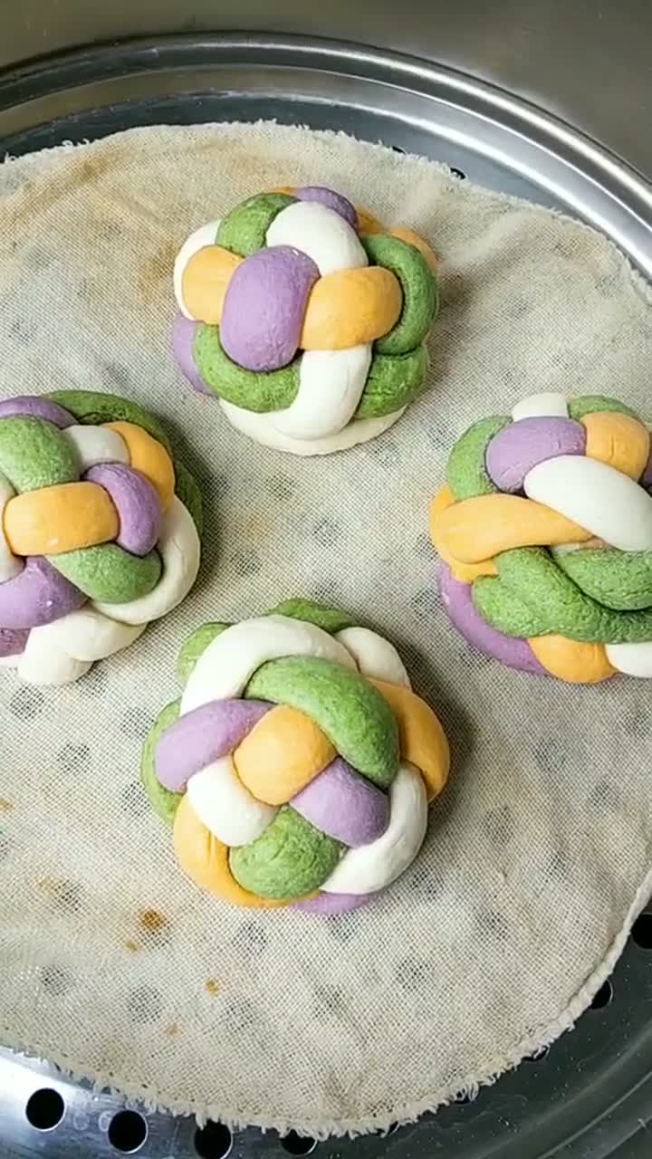 山桃核绣球的手工编织方法,彩色绣球馒头制作花样大全