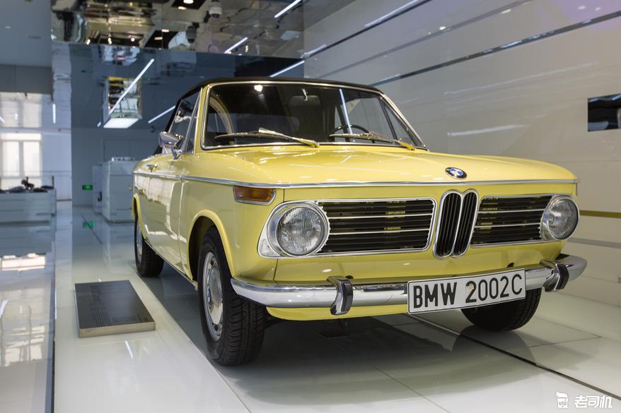 2022年全世界最豪华的宝马,全球首款宝马汽车