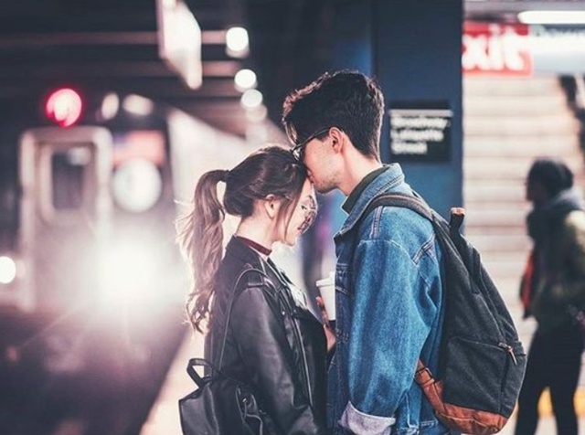 前任放不下前女友的表现有哪些,男友对初恋的离开无法释怀