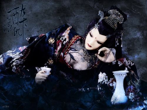 女孩天生能看到别人看不到的东西,天生阴阳眼能看到别人看不到东西