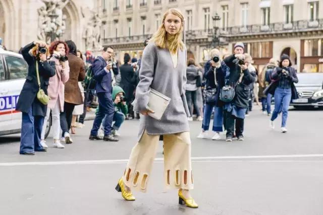 秋天怎么穿时髦又有气质,今年秋天最流行的搭配